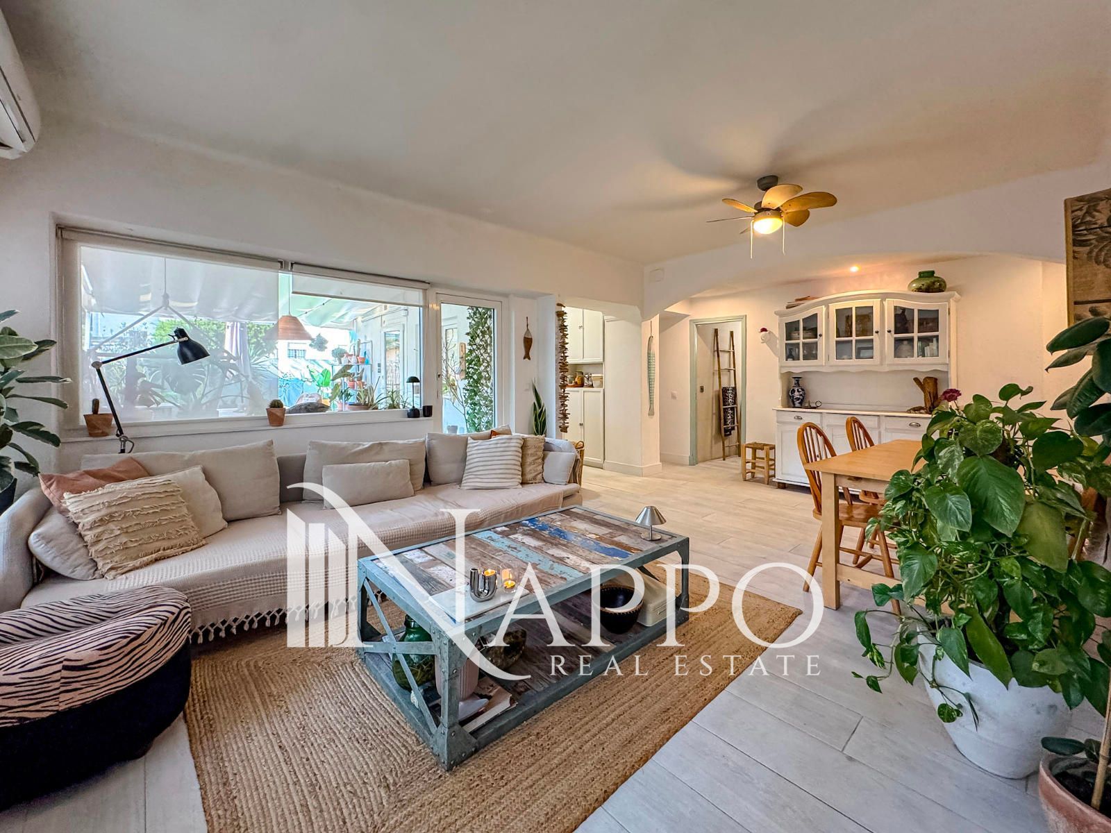 Living room of Flat for sale in  Palma de Mallorca  with Air Conditioner, Heating and Terrace