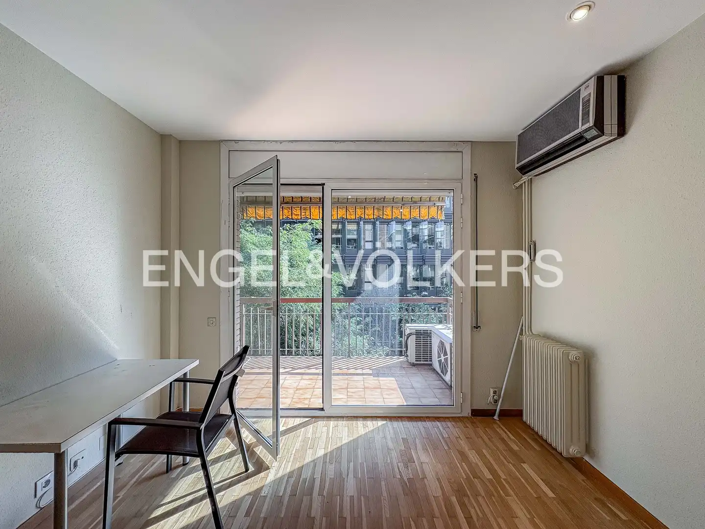 Terrace of Flat for rent in Barcelona  with Air Conditioner, Heating and Parquet flooring