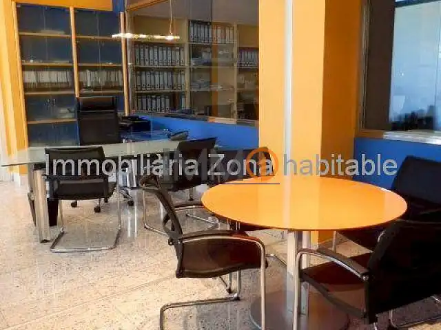 Gewerbefläche zum Verkauf in Centro, imagen 12