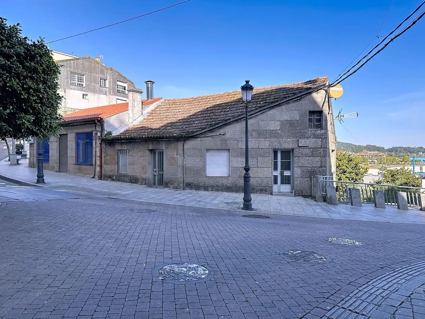 Außenansicht von Wohnung zum Verkauf in Sanxenxo mit Terrasse