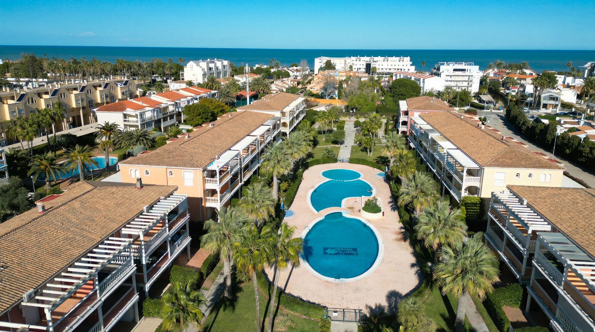 Vista exterior de Ático en venta en Dénia con Aire acondicionado, Calefacción y Terraza