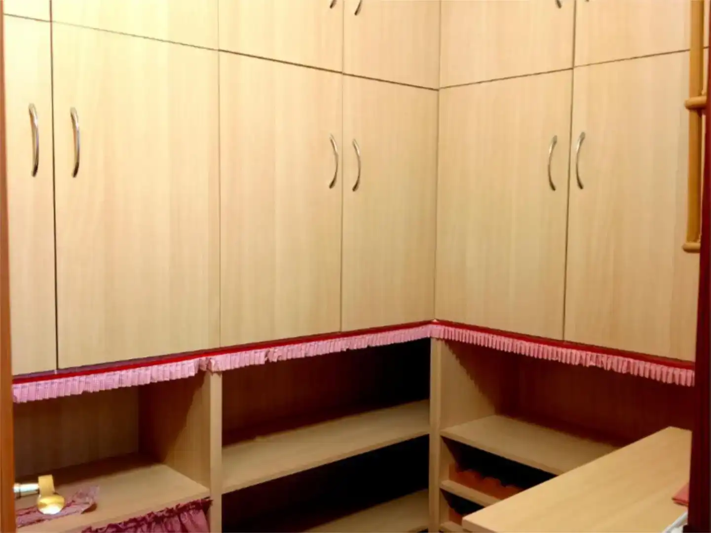 Dormitori de Pis per a compartir en Albacete amb Aire condicionat, Parquet i Moblat