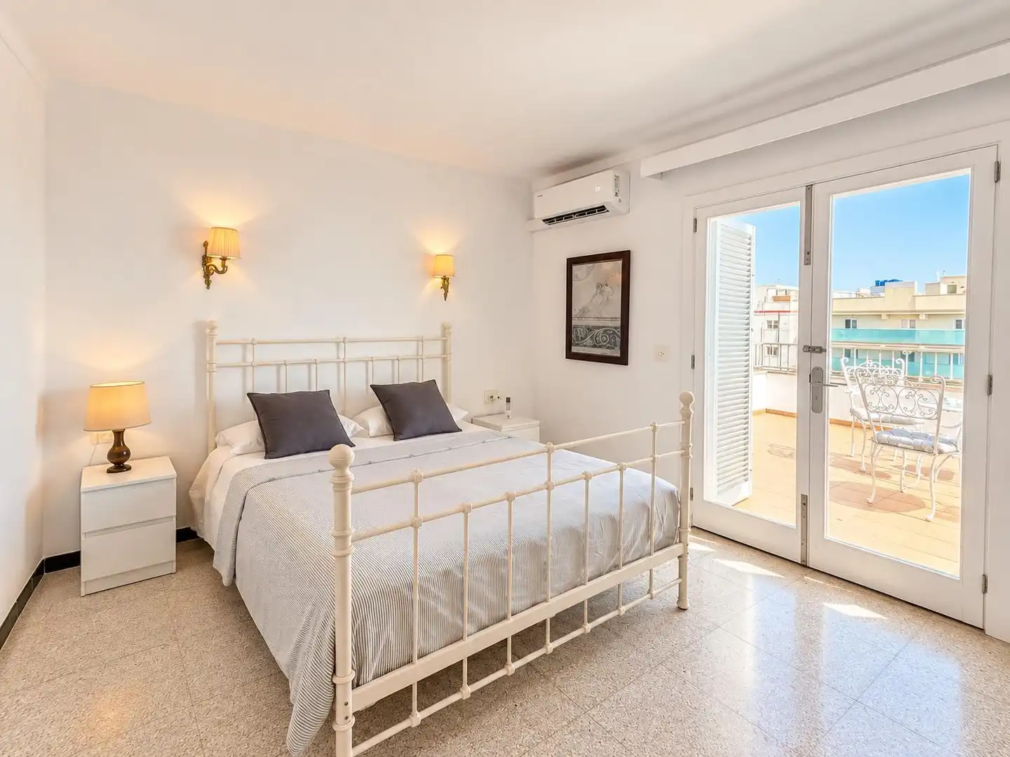 Habitación de Ático de alquiler en  Palma de Mallorca con Aire acondicionado, Terraza y Amueblado