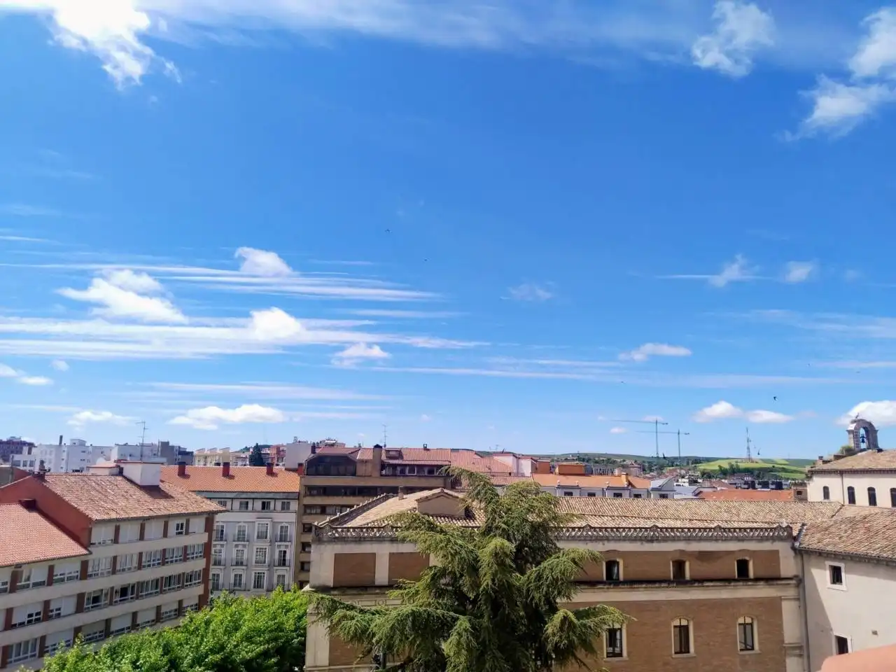 Exterior view of Apartments for rent in Burgos  with Heating, Parquet flooring and Furnished