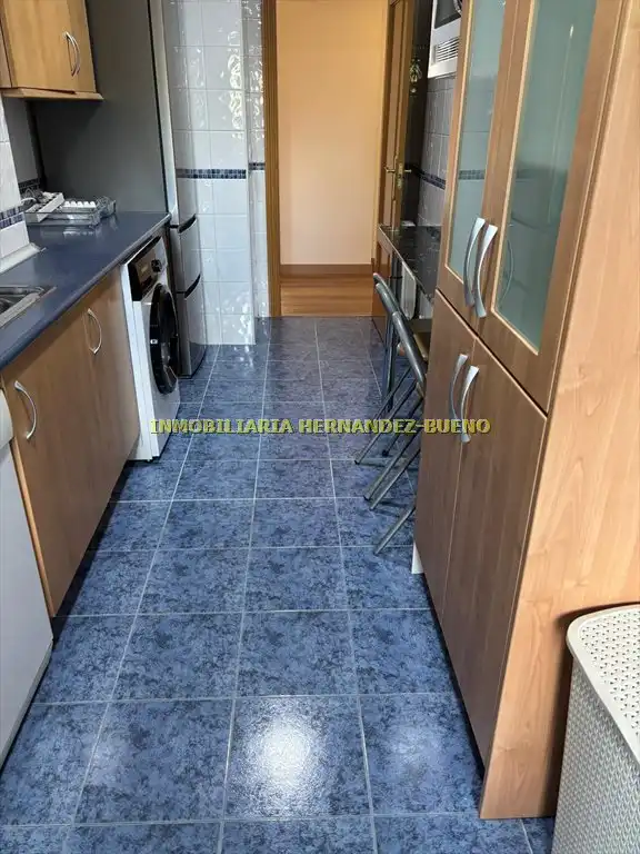 Kitchen of Flat for rent in Salamanca  with Heating, Furnished and Balcony