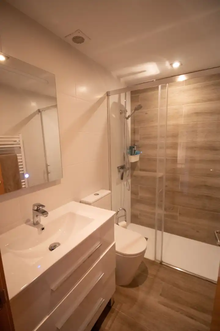 Bathroom of Houses for sale in Palau-saverdera  with Air Conditioner, Heating and Private garden