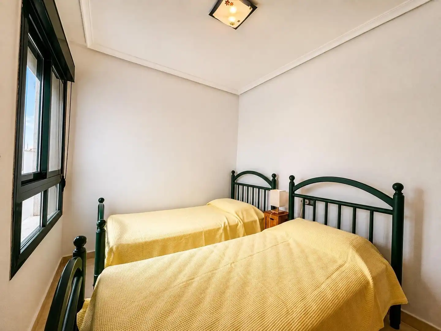 Habitación de Dúplex en venta en Guardamar del Segura con Aire acondicionado, Calefacción y Terraza