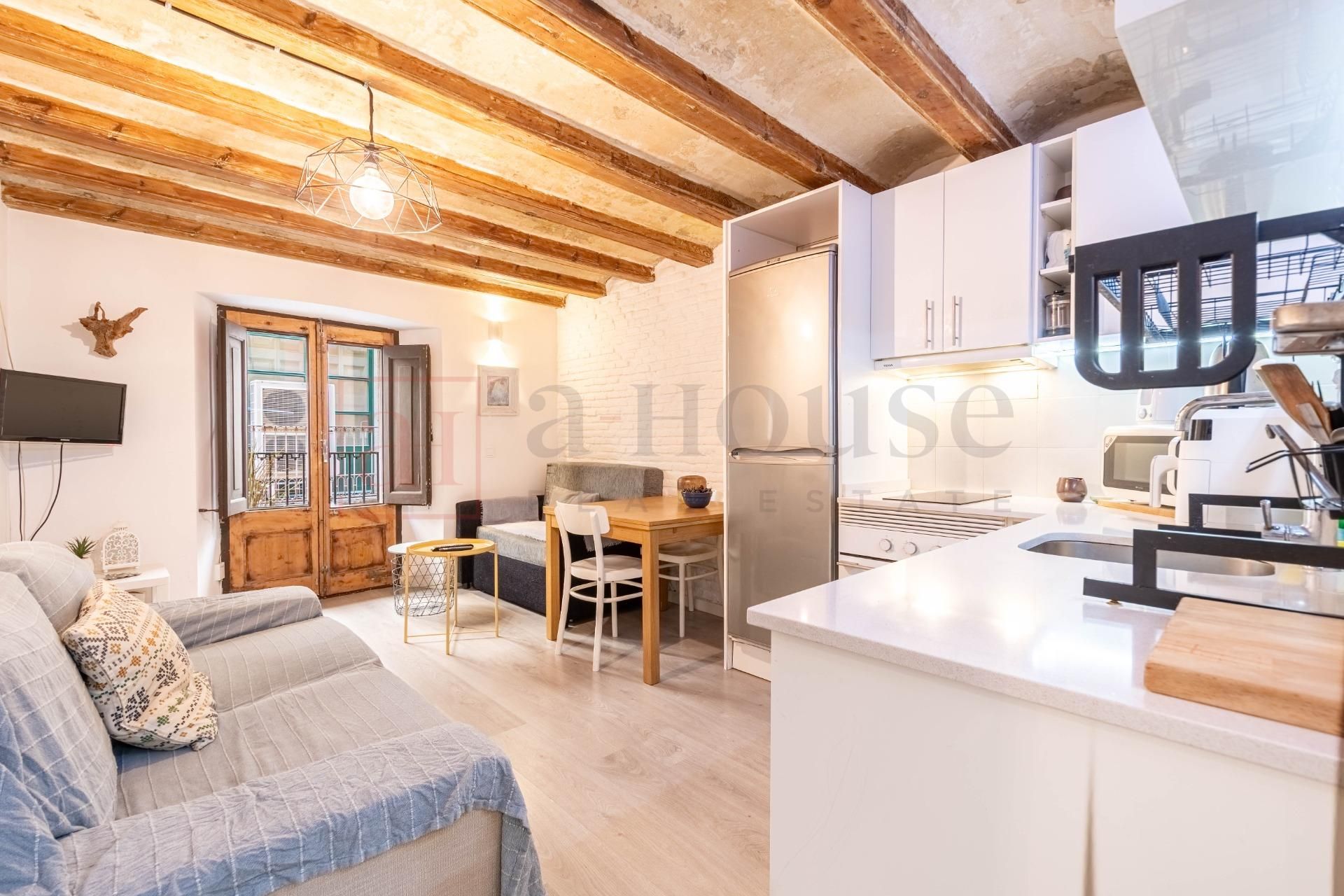 Cuina de Pis en venda en  Barcelona Capital amb Aire condicionat, Parquet i Balcó