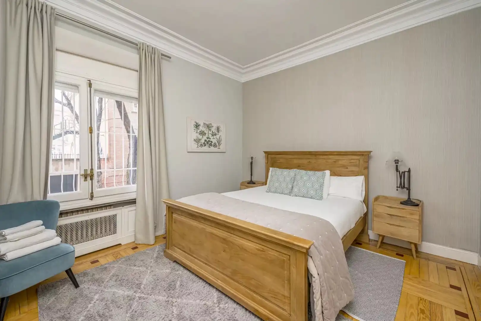 Bedroom of Flat for rent in Madrid  with Air Conditioner, Heating and Terrace