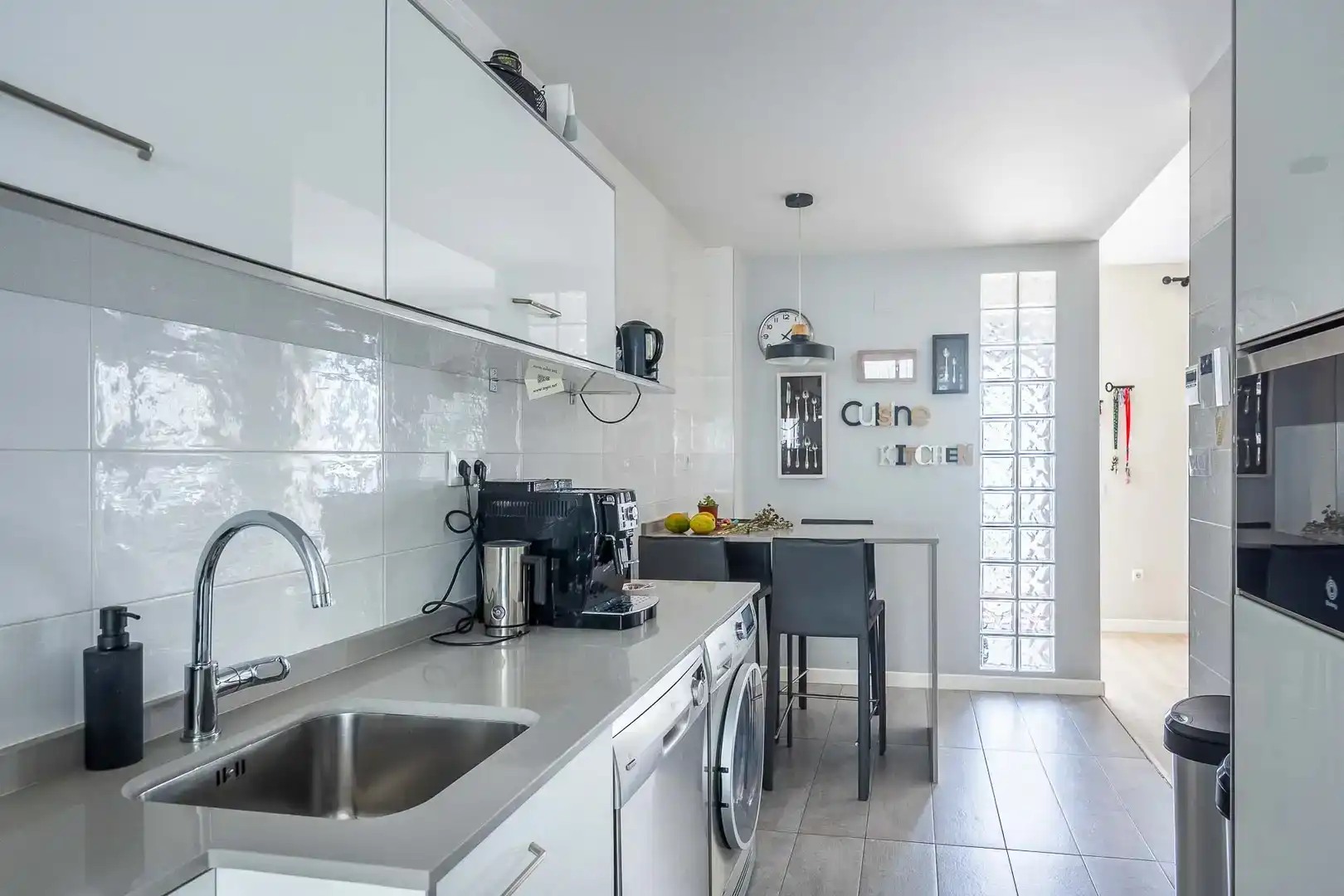 Cuina de Dúplex en venda en  Sevilla Capital amb Aire condicionat