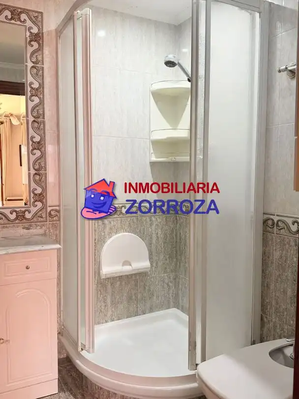 Bathroom of Flat for sale in Bilbao   with Heating, Storage room and Balcony