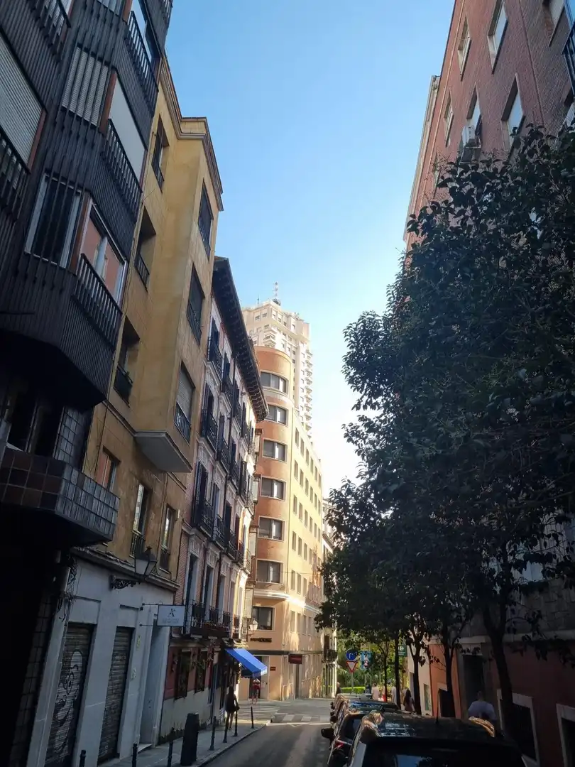 Exterior view of Garage for sale in Madrid