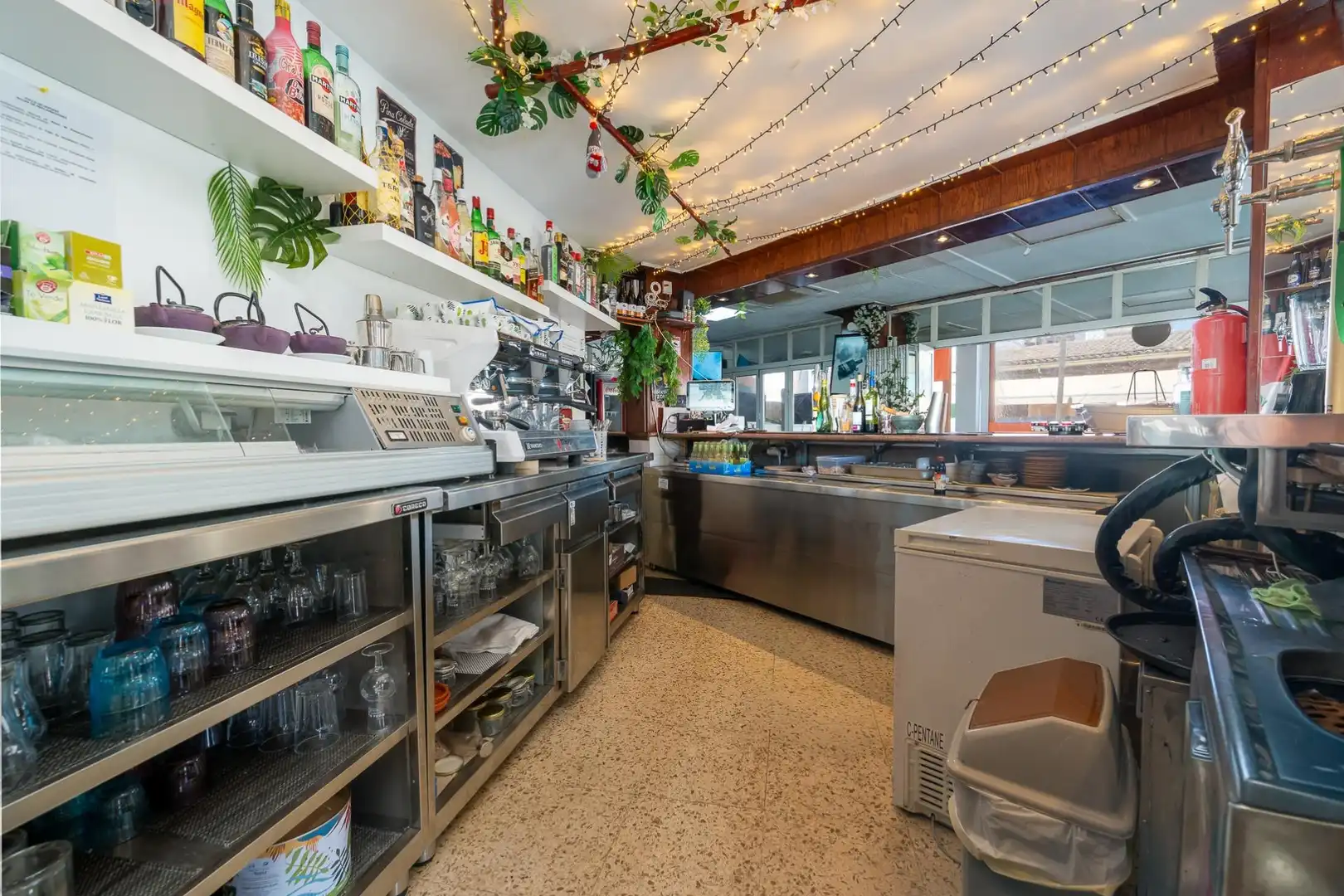 Local de alquiler en  Palma de Mallorca con Terraza y Amueblado