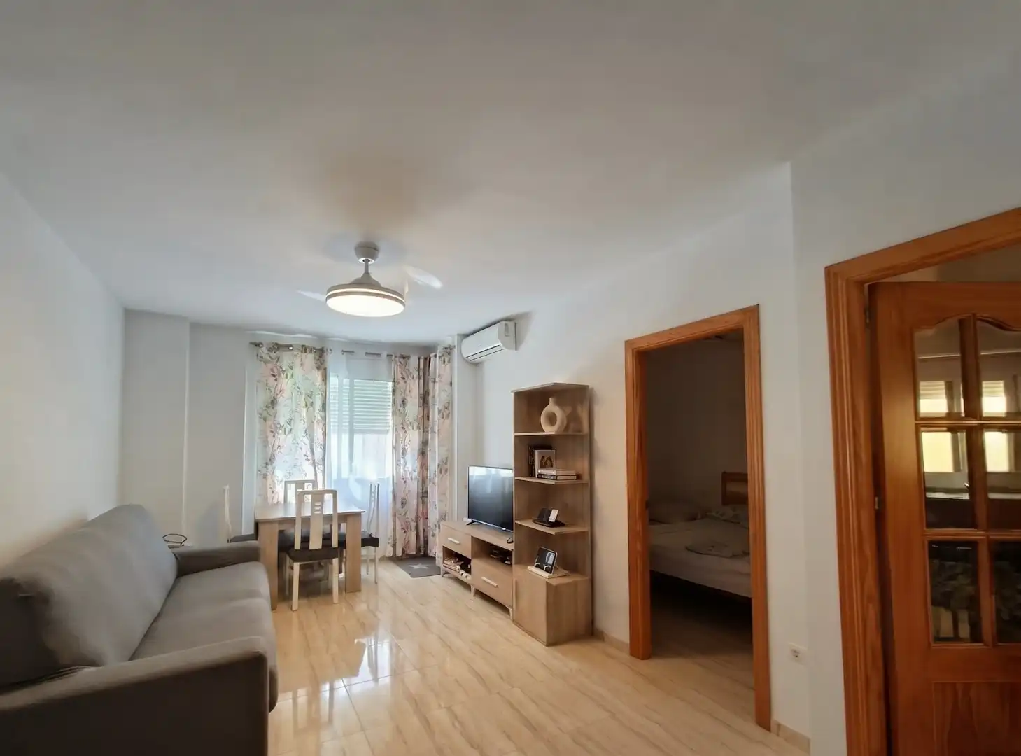 Flat with lift for sale in N/A