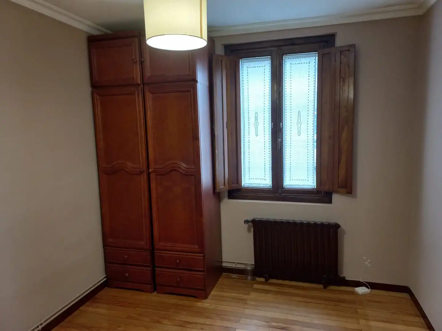 Habitación de Casa adosada de alquiler en Santiago de Compostela  con Trastero, Amueblado y Horno