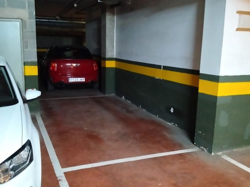 Parking of Garage for sale in Manresa
