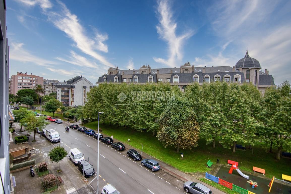 Exterior view of Flat for sale in Santander