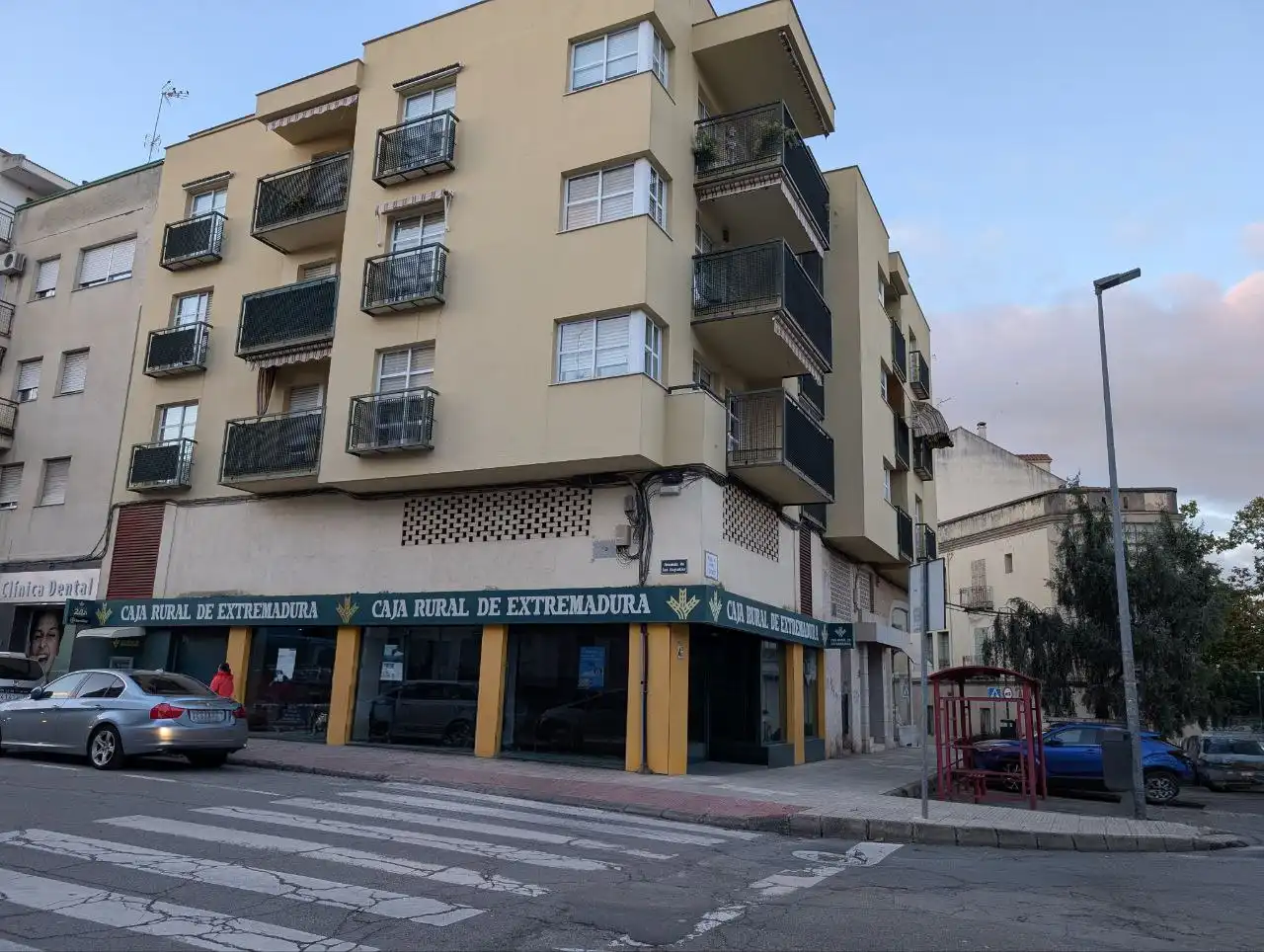 Local comercial de lloguer a Plaza Sánchez Arjona 3