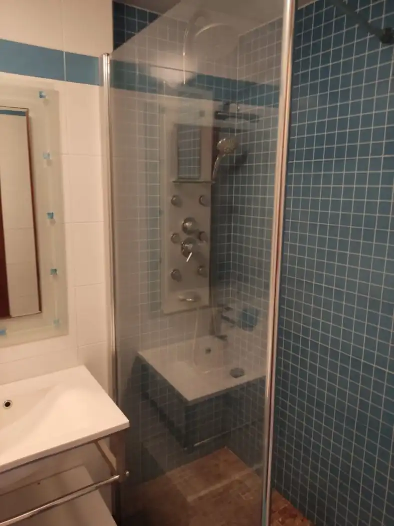 Bathroom of Flat for rent in Castellón de la Plana / Castelló de la Plana  with Terrace and Furnished