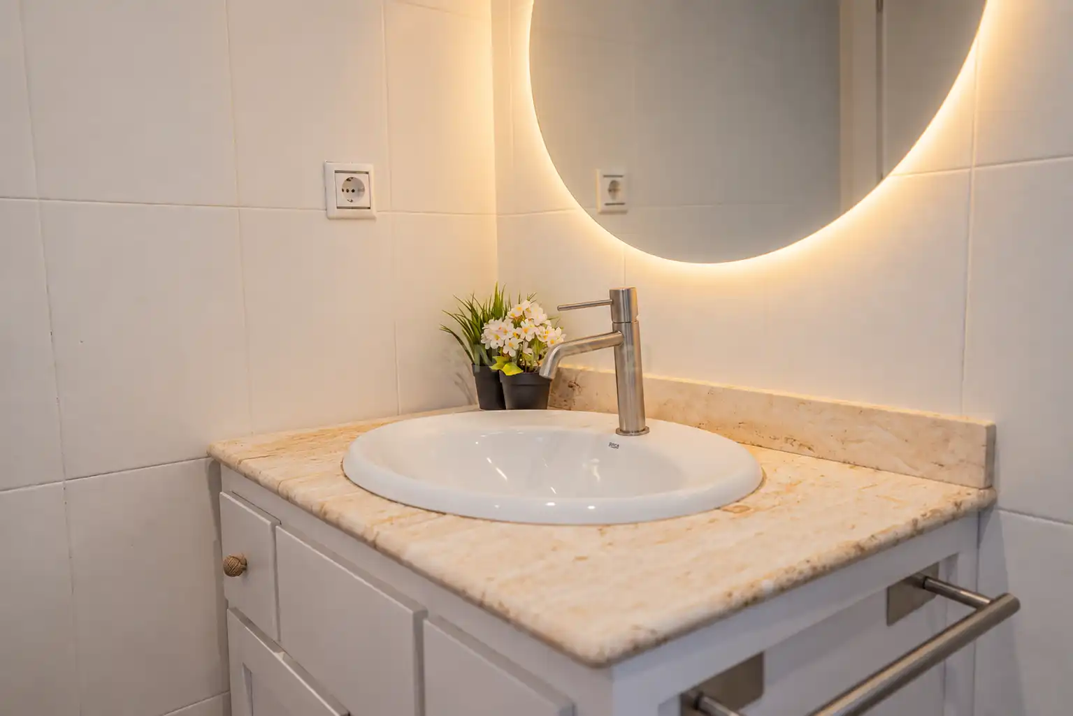 Badezimmer von Wohnung zur Miete in Centro
