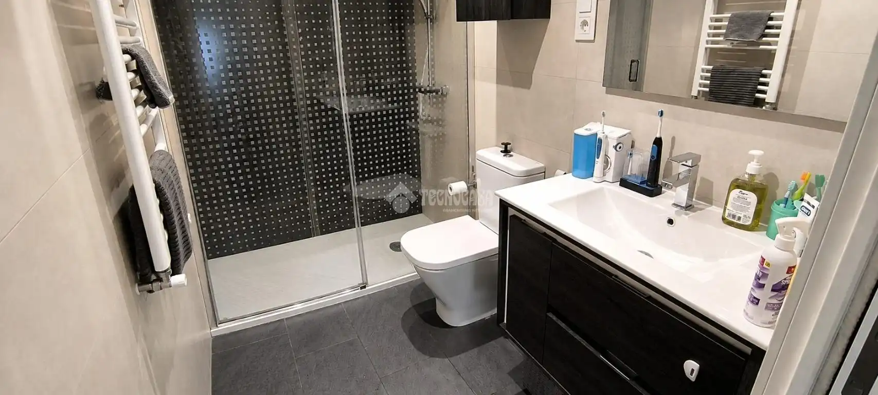 Bathroom of Flat for sale in Fuenlabrada  with Heating