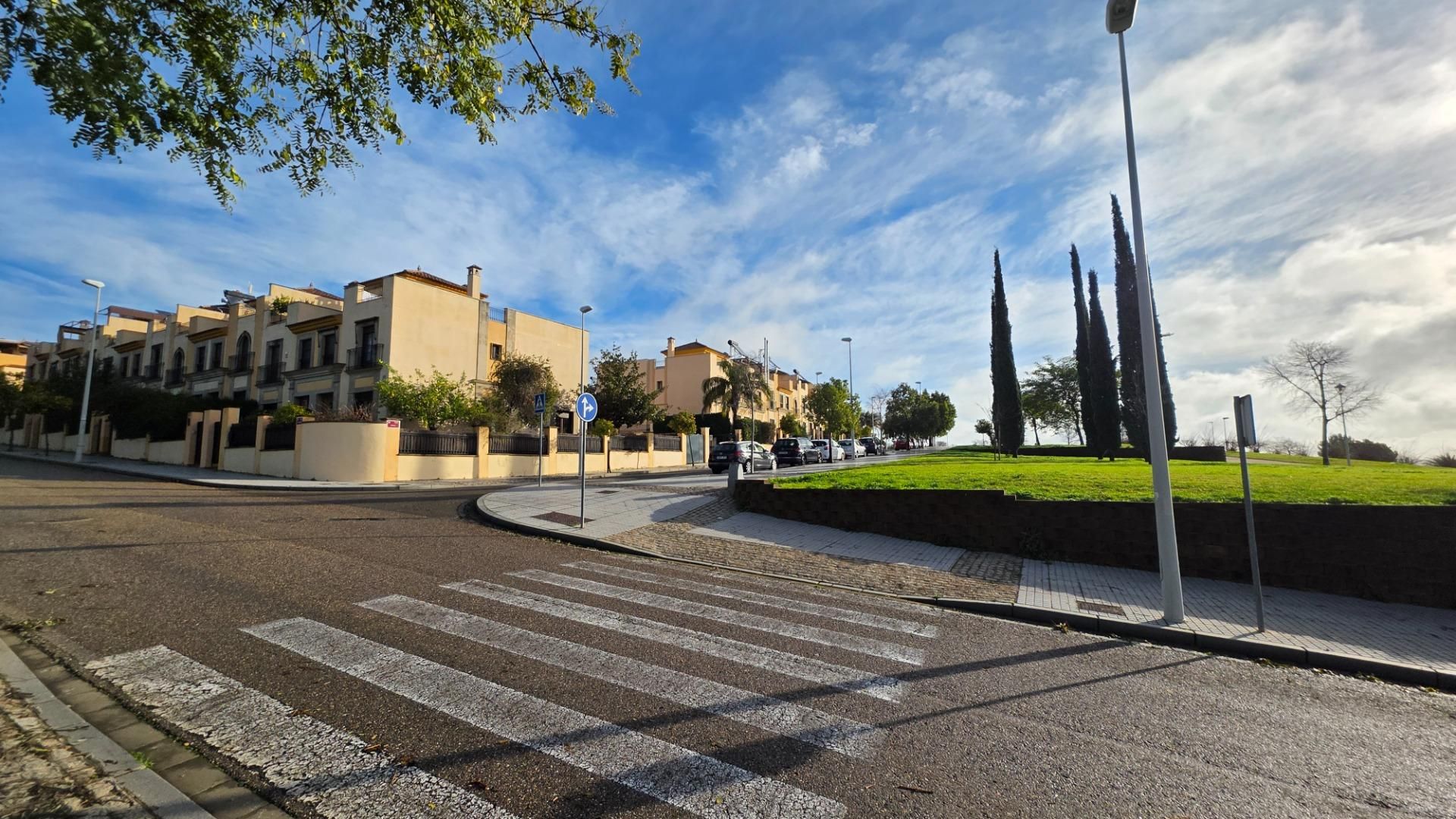 Casa adosada en venda a El Brillante -El Naranjo - El Tablero