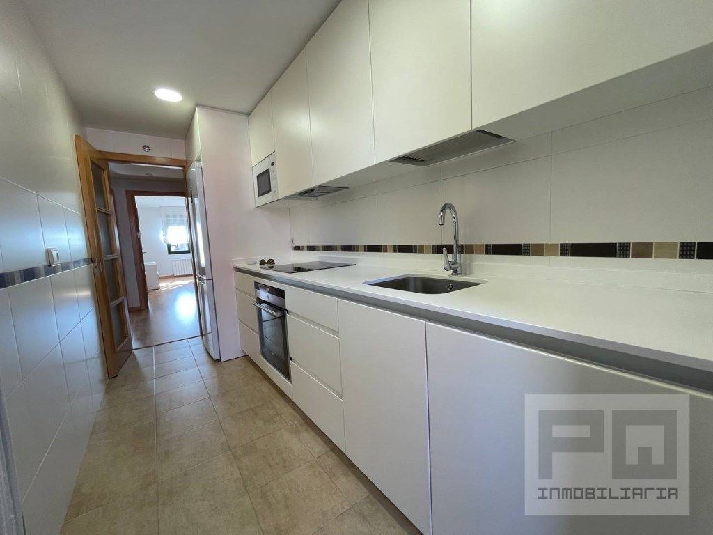 Flat to rent in N/A, Las Navas del Marqués