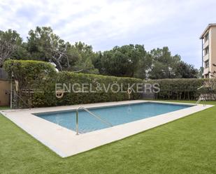 Swimming pool of Apartment for sale in Manresa  with Heating, Parquet flooring and Terrace