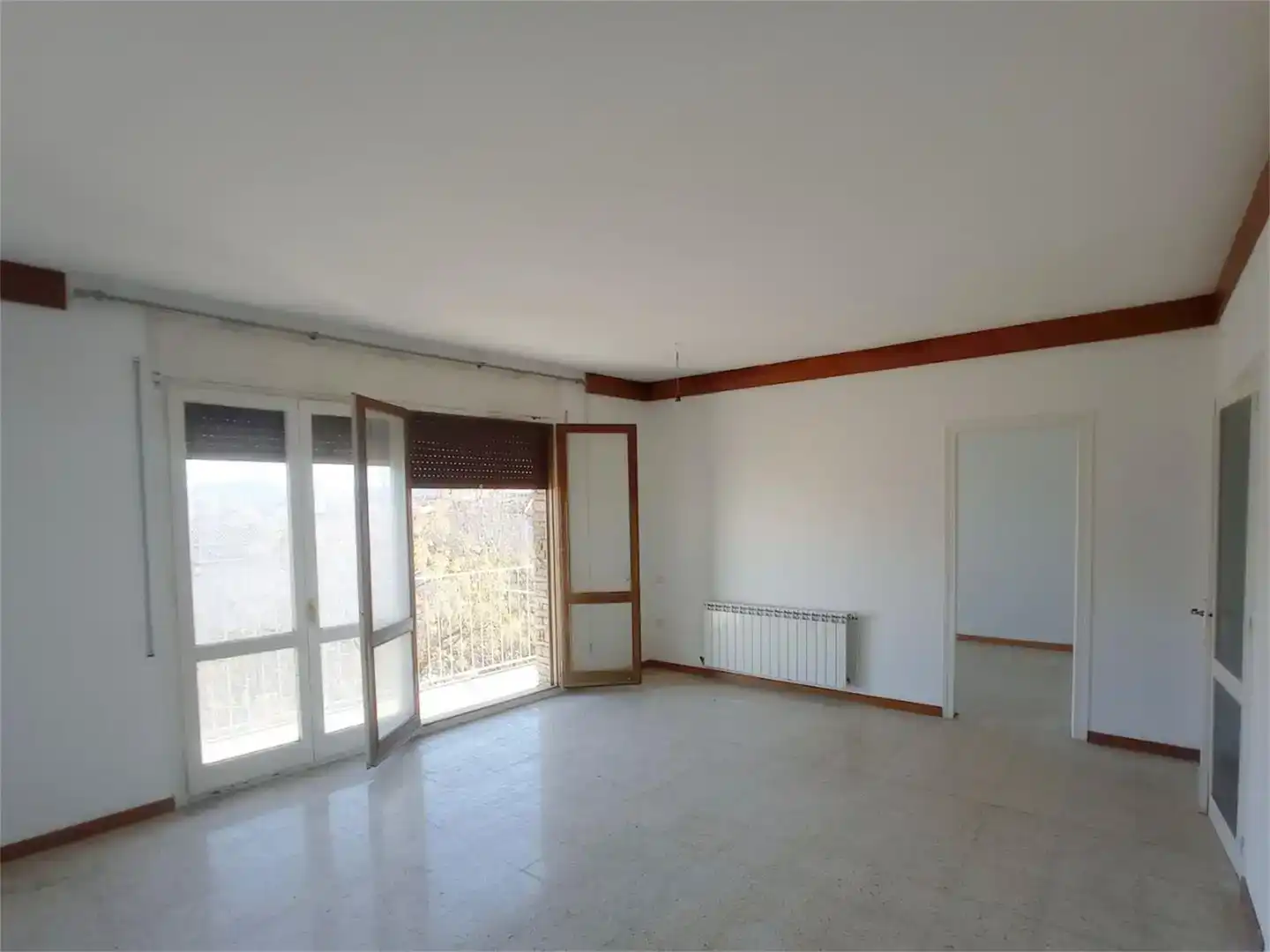 Sala d'estar de Casa adosada en venda en Igualada amb Traster, Piscina i Balcó