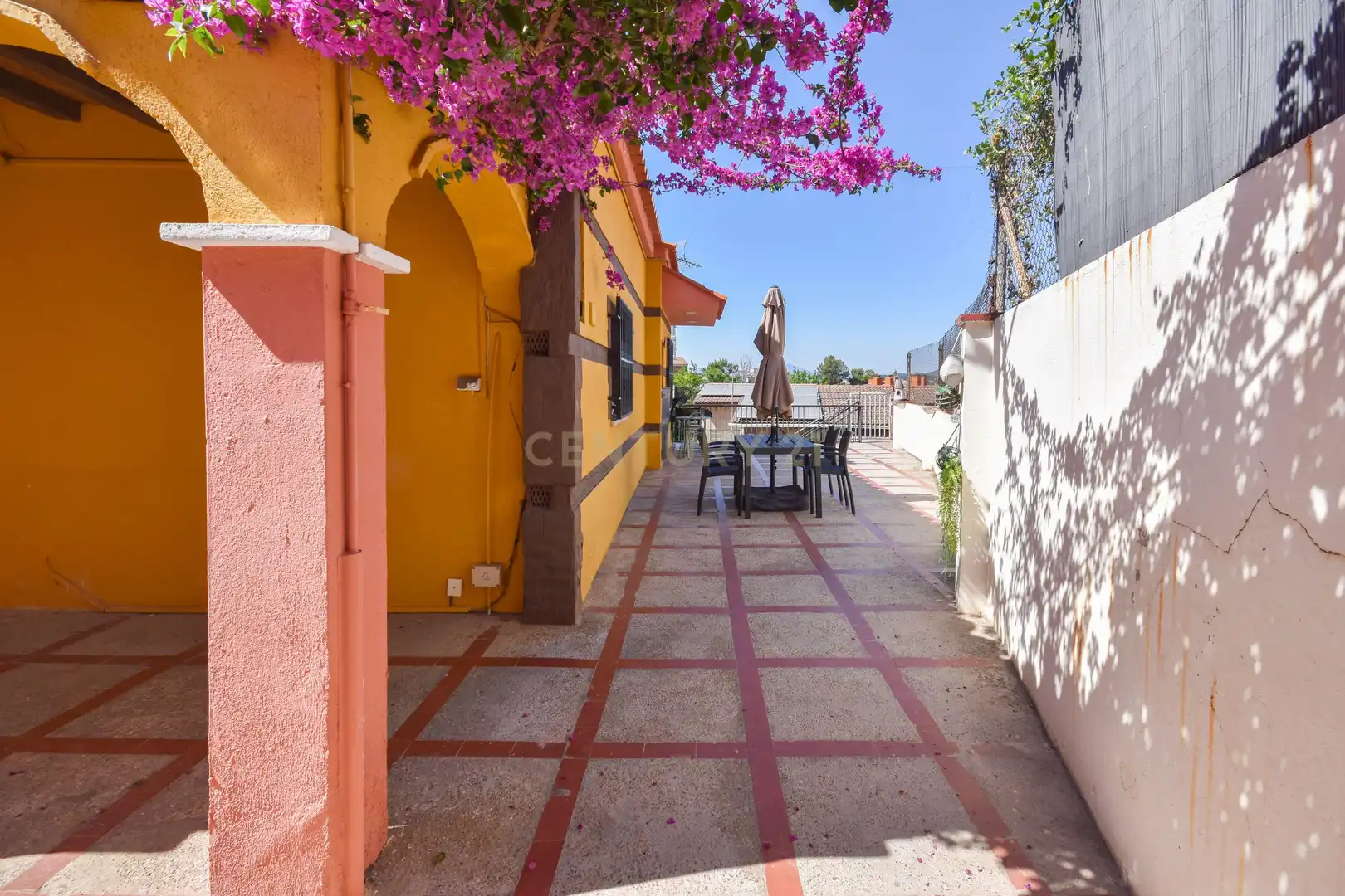 Terrace of Houses for sale in Sant Vicenç Dels Horts  with Air Conditioner, Private garden and Storage room