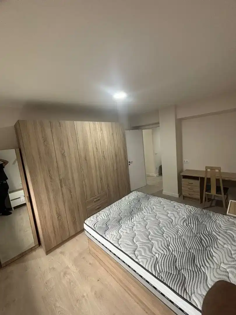 Bedroom of Flat for rent in Vigo   with Private garden, Parquet flooring and Storage room
