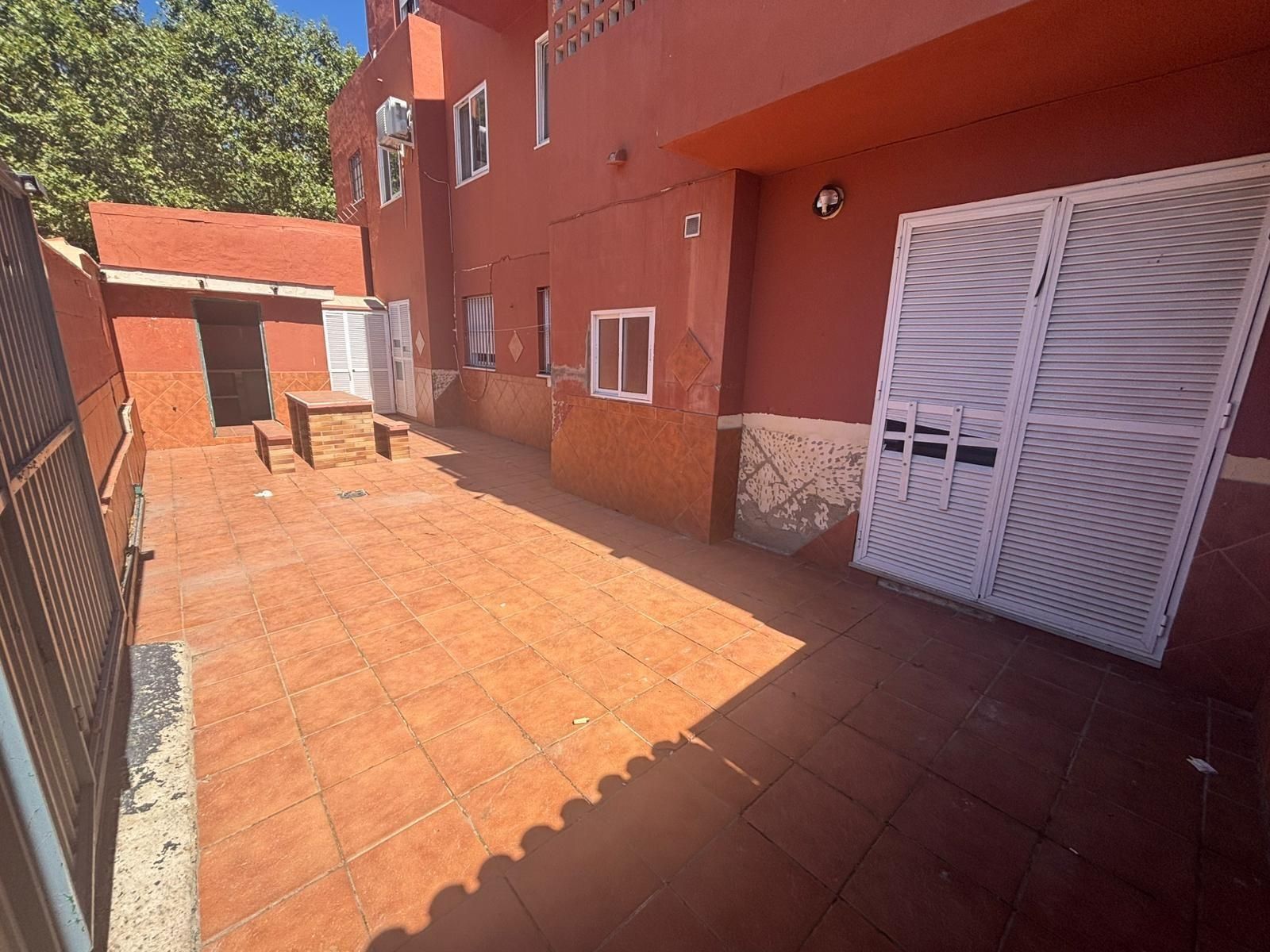 Terrassa de Planta baixa en venda en Los Barrios