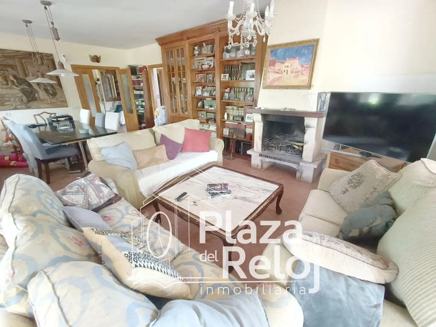 Sala de estar de Casa o chalet en venta en Cazalegas con Calefacción, Jardín privado y Piscina