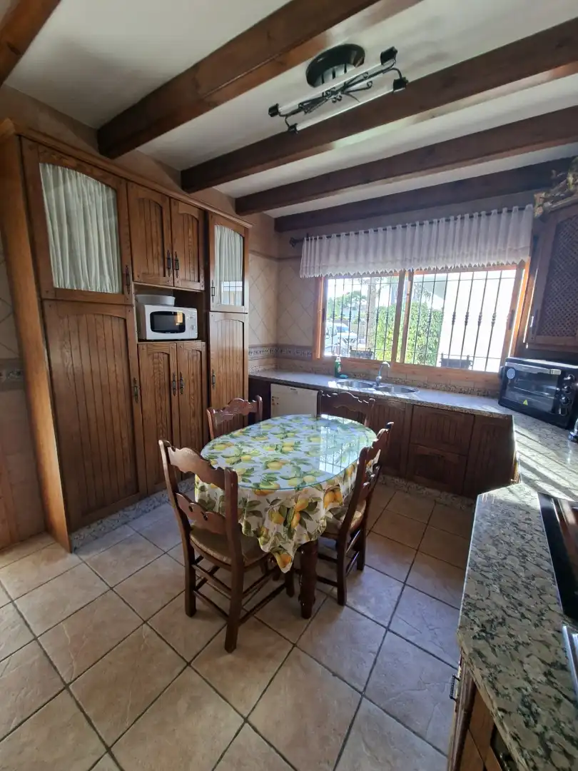 Cocina de Casa o chalet de alquiler en Alhaurín El Grande con Aire acondicionado, Jardín privado y Terraza