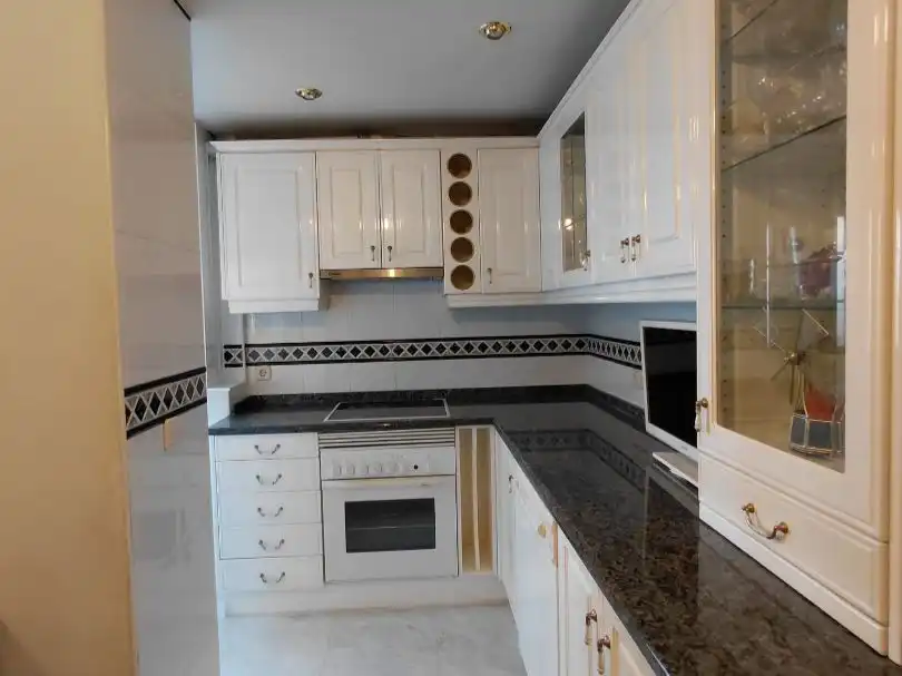Cocina de Piso en venta en  Madrid Capital con Aire acondicionado, Terraza y Balcón