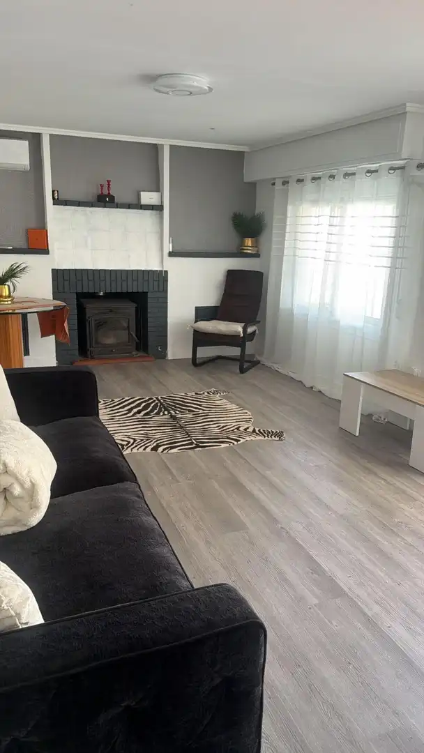 Sala d'estar de Casa o xalet en venda en Bétera amb Aire condicionat, Jardí privat i Terrassa