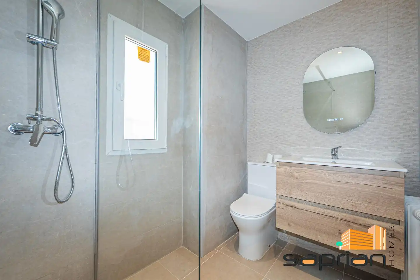 Badezimmer von Erdgeschoss zum Verkauf in Pozuelo de Alarcón mit Heizung und Gemeinschaftspool