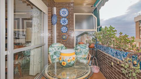 Foto 2 de Pis en venda a Cervantes, Granada