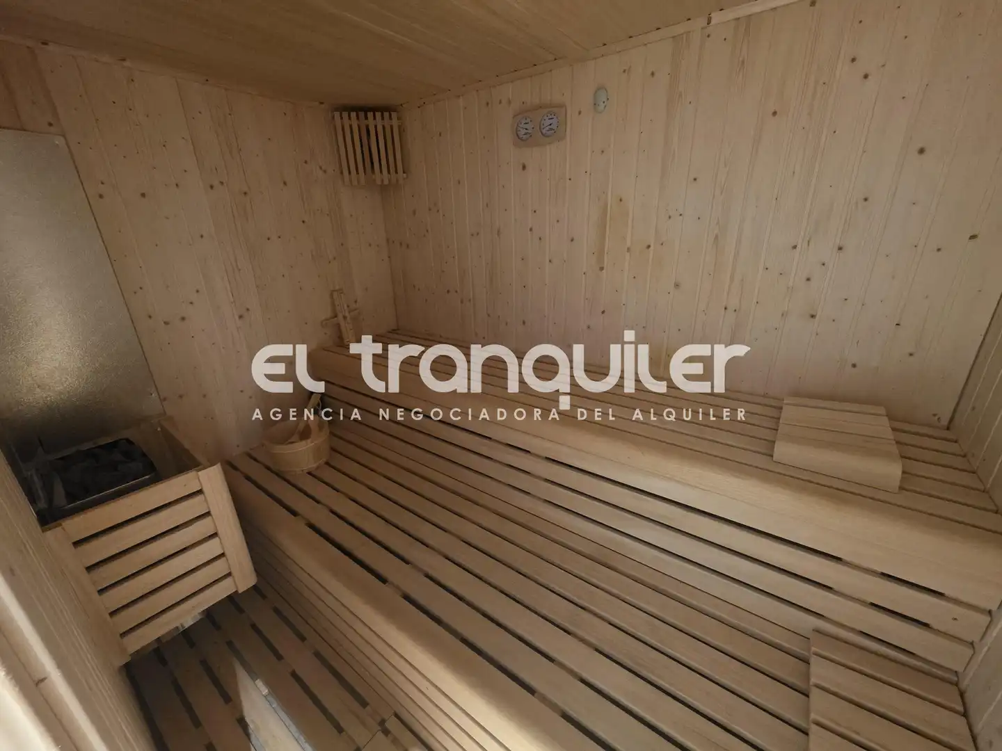 Flat for rent in Madrid  with Air Conditioner, Terrace and Storage room