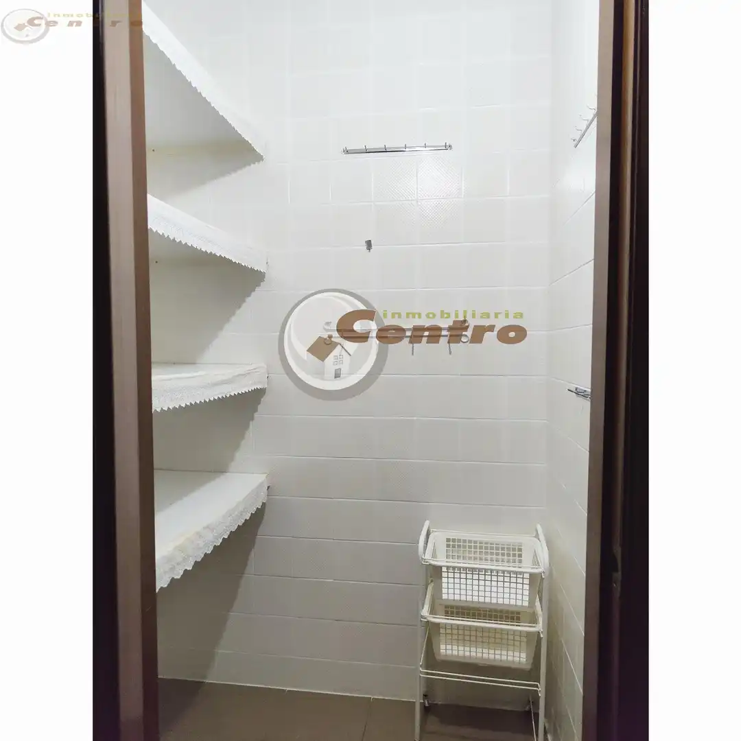 Flat with terrace for sale in Feria, imagen 14