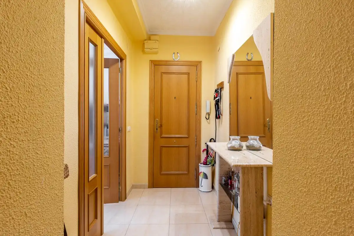 Wohnung zum Verkauf in Moncada mit Heizung, Terrasse und Balkon