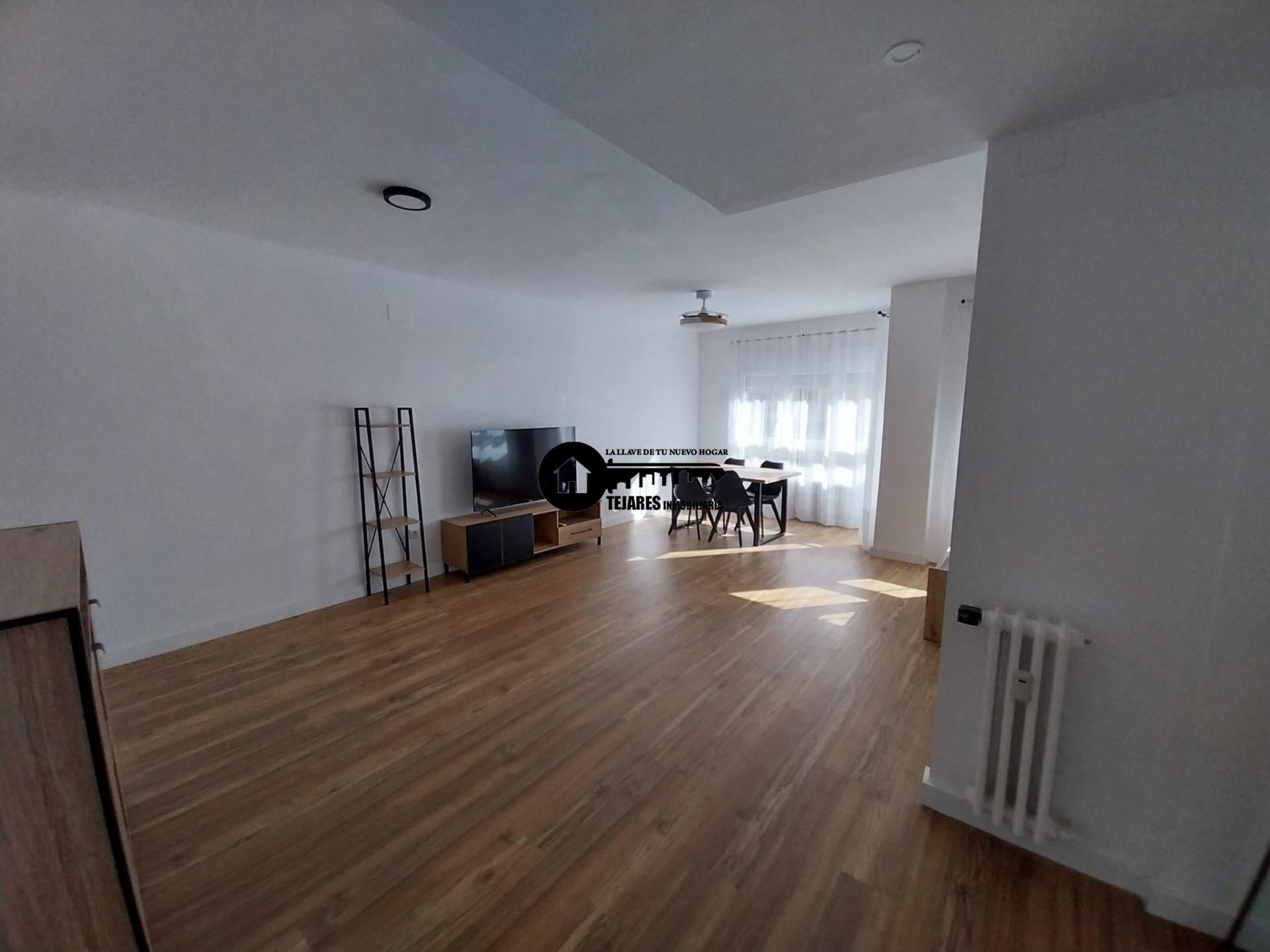 Sala de estar de Piso de alquiler en  Albacete Capital con Calefacción y Balcón