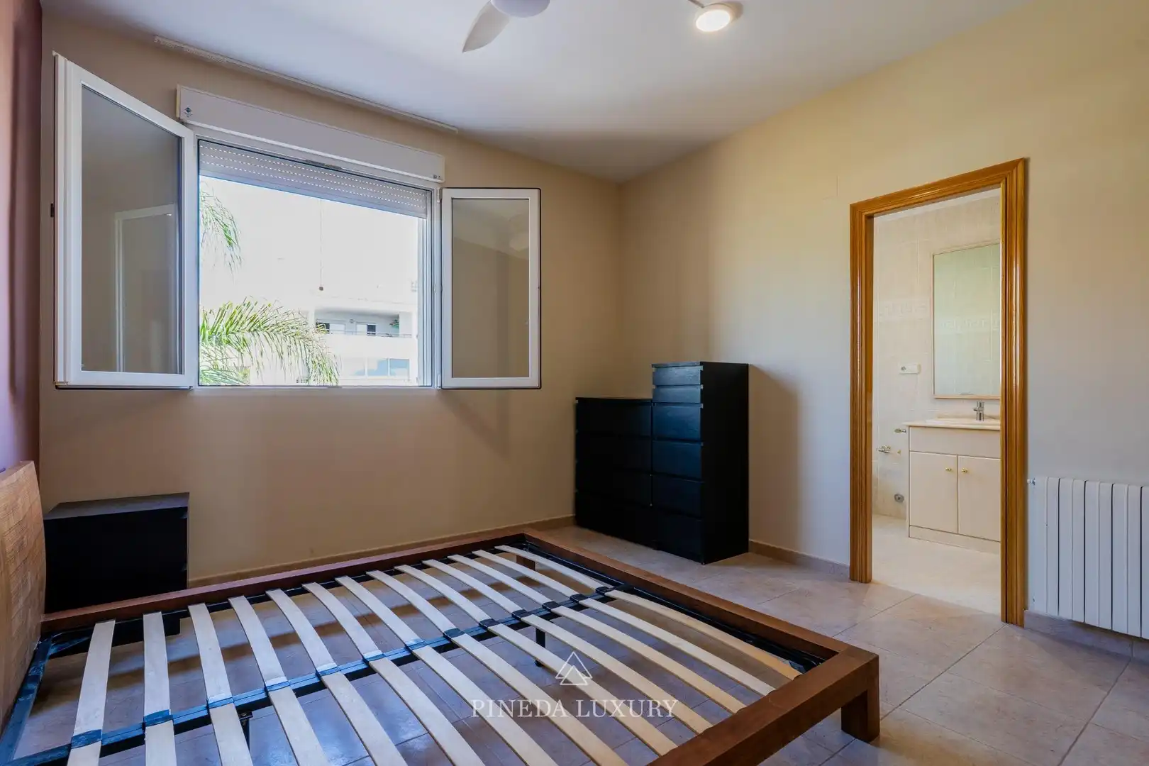 Habitación de Casa o chalet de alquiler en Puçol con Calefacción, Jardín privado y Terraza