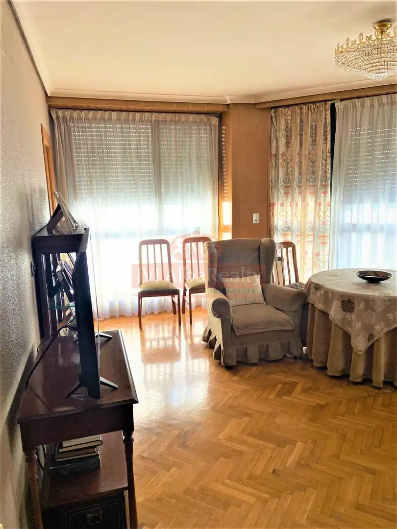 Wohnzimmer von Wohnungen zum Verkauf in Albacete mit Klimaanlage, Heizung und Parkett