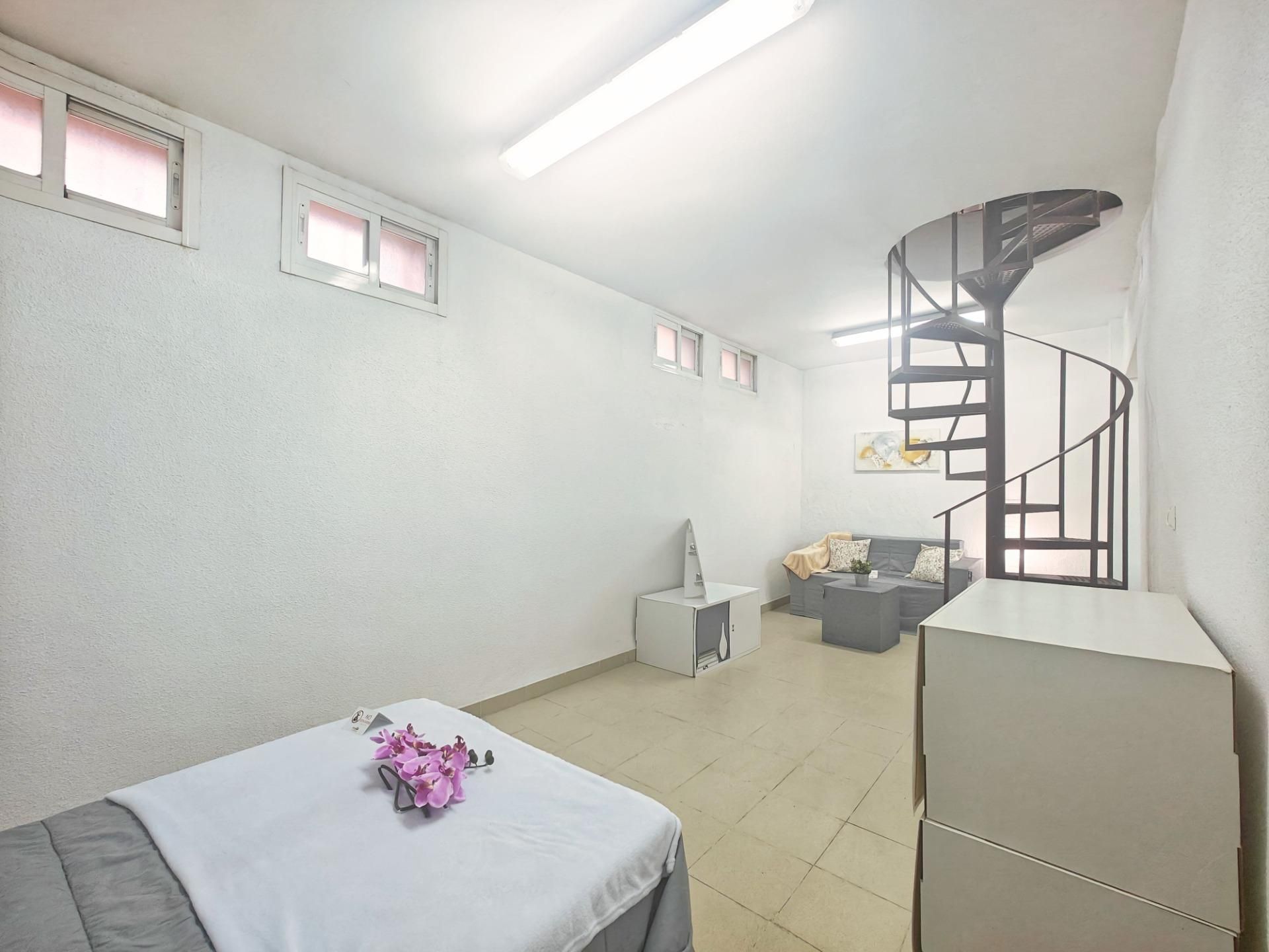 Oficina en venta en Calle Real de Armilla, Las Tres Cruces