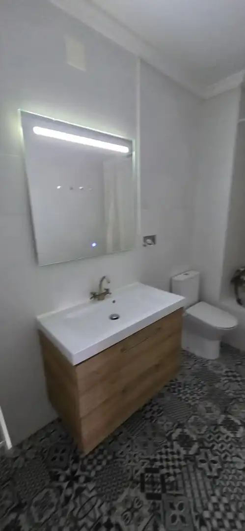 Bathroom of Flat for sale in Algeciras