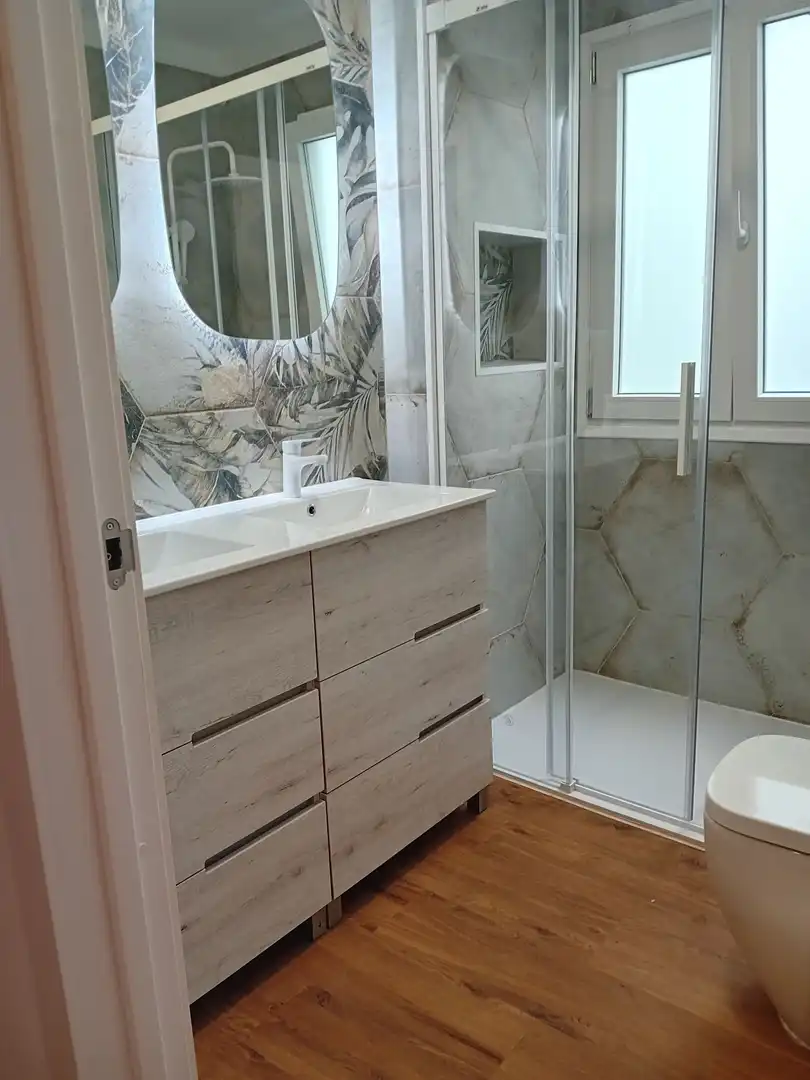 Baño de Piso de alquiler en Santa Cruz de Tenerife con Amueblado