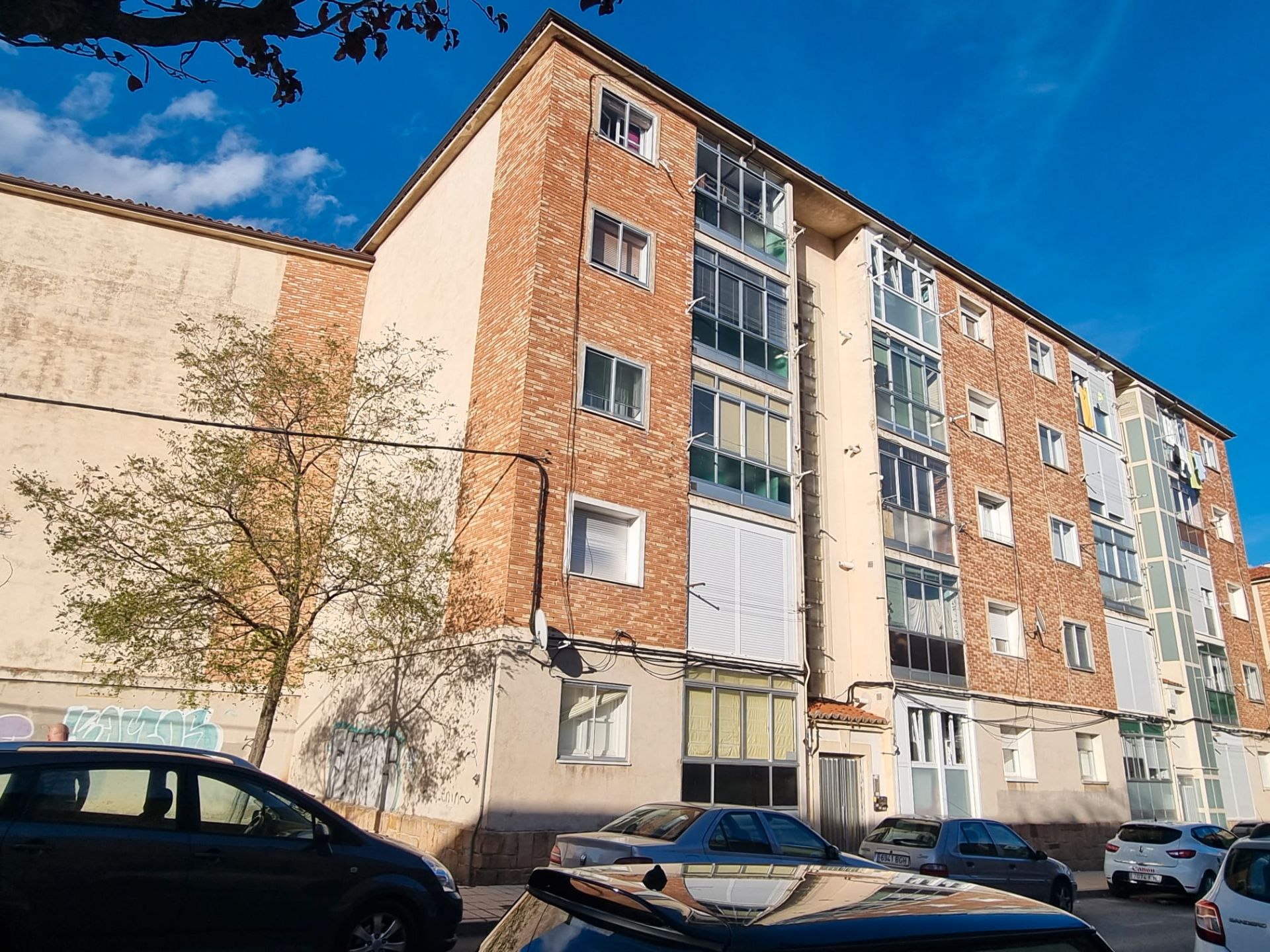 Exterior view of Flat for sale in Soria Capital   with Heating, Parquet flooring and Oven