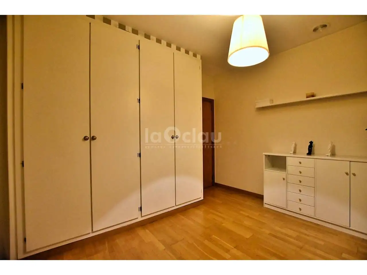 Dormitori de Dúplex en venda en Manlleu amb Calefacció, Parquet i Terrassa