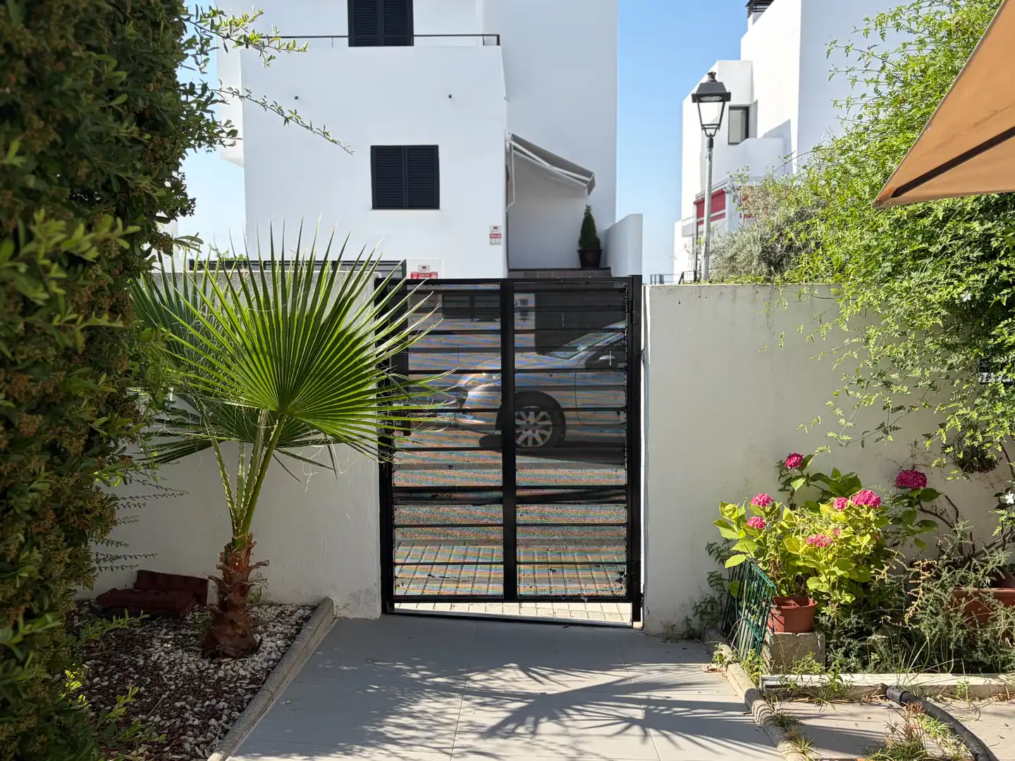 Vista exterior de Casa o chalet en venta en Albolote con Aire acondicionado, Calefacción y Jardín privado